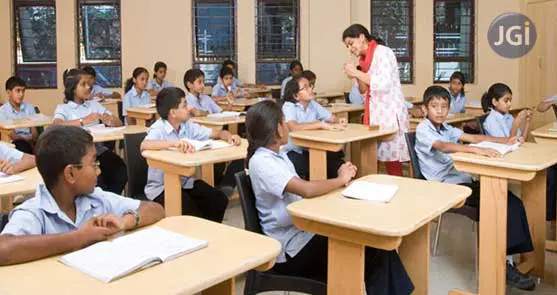 9 Factors to consider while choosing a school - JHS