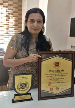 JHS Bags Top Award in India School Merit Awards